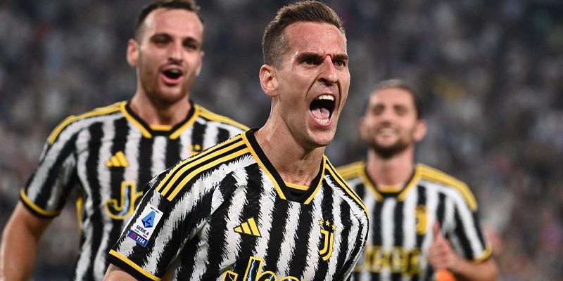 Soi kèo bóng đá juventus về điều kiện thi đấu